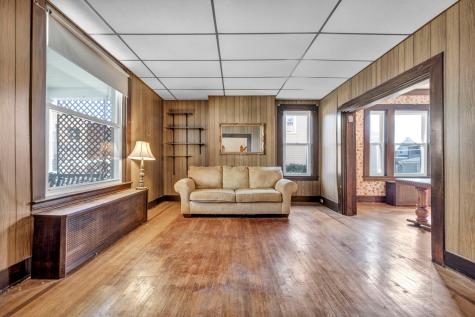 1107 Woodward Avenue Mckees Rocks PA 15136