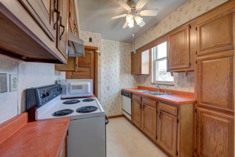 1107 Woodward Avenue Mckees Rocks PA 15136
