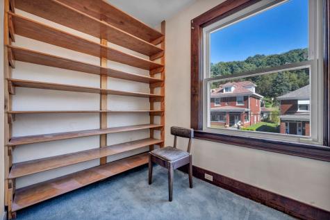 1107 Woodward Avenue Mckees Rocks PA 15136