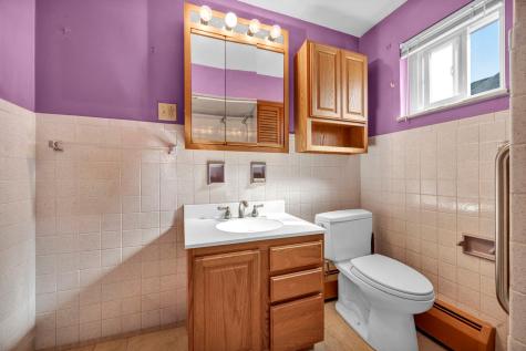 1107 Woodward Avenue Mckees Rocks PA 15136