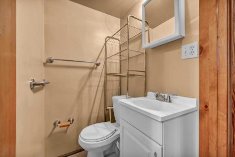 1107 Woodward Avenue Mckees Rocks PA 15136