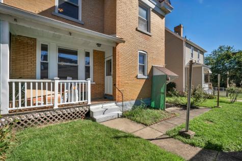 1107 Woodward Avenue Mckees Rocks PA 15136