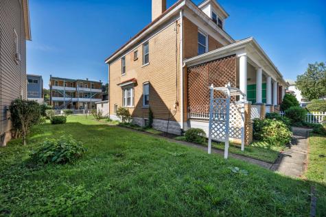 1107 Woodward Avenue Mckees Rocks PA 15136