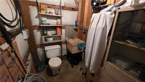 2253 Stoystown Road Somerset Township PA 15541