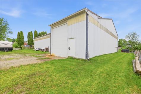2253 Stoystown Road Somerset Township PA 15541