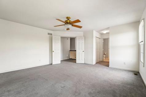 138 Cherrydale Court Ohio Township PA 15237