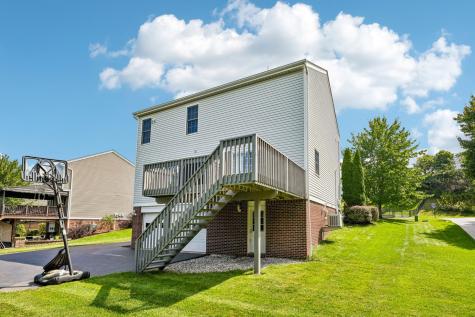 138 Cherrydale Court Ohio Township PA 15237