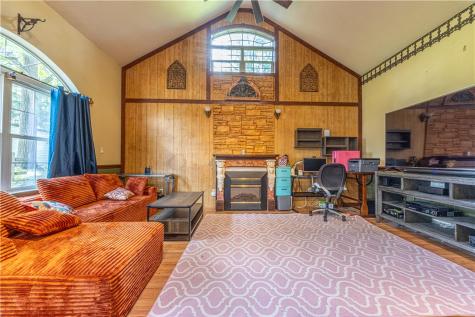 111 Dry Knob Road Georges Township PA 15478
