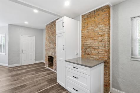 31 Harrison Street Crafton PA 15205