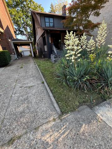 7225 Penn Avenue Point Breeze PA 15208
