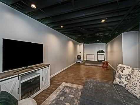 936 Martin Avenue Sharpsville PA 16150