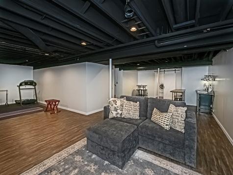 936 Martin Avenue Sharpsville PA 16150