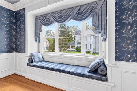 108 Western Avenue Houston PA 15342