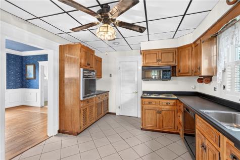 108 Western Avenue Houston PA 15342