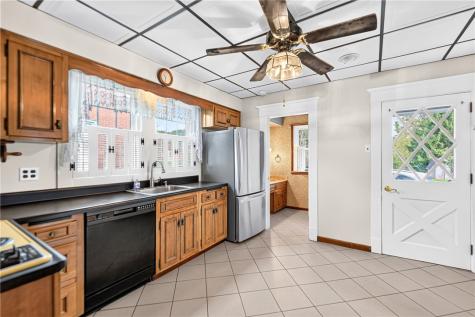 108 Western Avenue Houston PA 15342