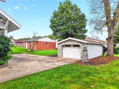 108 Western Avenue Houston PA 15342