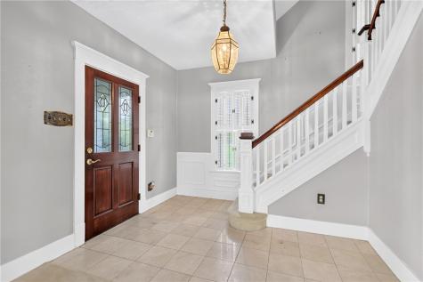 108 Western Avenue Houston PA 15342