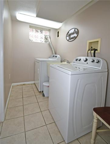 31 Thomas Street Crafton PA 15205