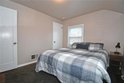 31 Thomas Street Crafton PA 15205