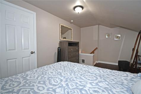31 Thomas Street Crafton PA 15205