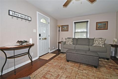 31 Thomas Street Crafton PA 15205