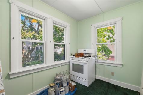 1027 Hamilton Avalon PA 15202
