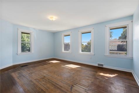 1027 Hamilton Avalon PA 15202