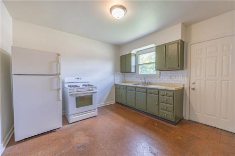242-244 Center Street Springdale Boro PA 15144