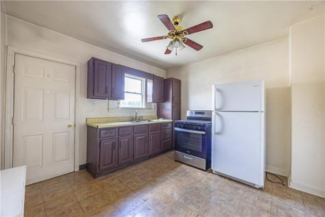 242-244 Center Street Springdale Boro PA 15144
