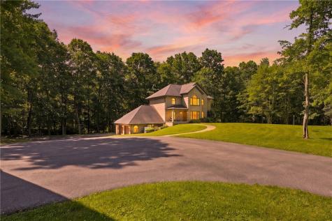 389 Stepping Stone Road Somerset Township PA 15501