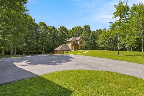 389 Stepping Stone Road Somerset Township PA 15501