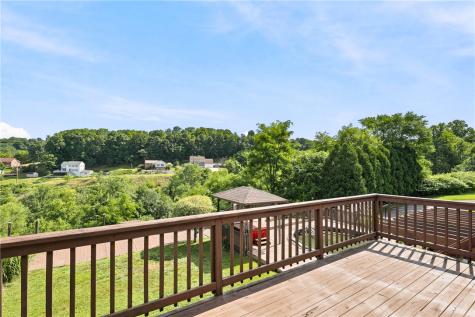 1174 Zucco Lane Greater Johnstown School District PA 15905