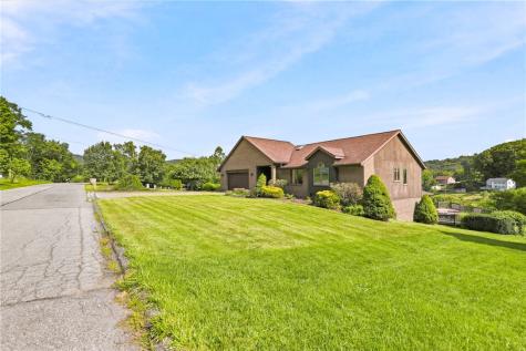 1174 Zucco Lane Greater Johnstown School District PA 15905