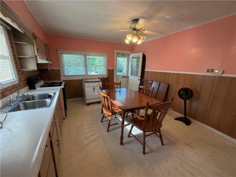 710 Wellington Avenue Luzerne Township PA 15450