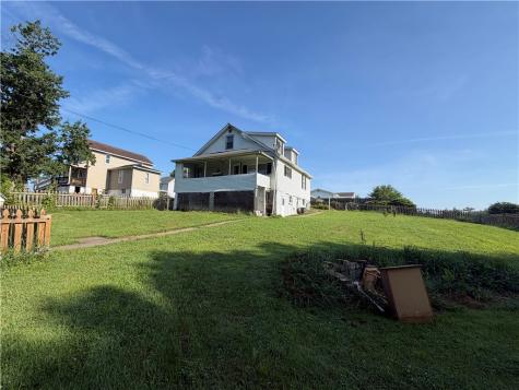 710 Wellington Avenue Luzerne Township PA 15450