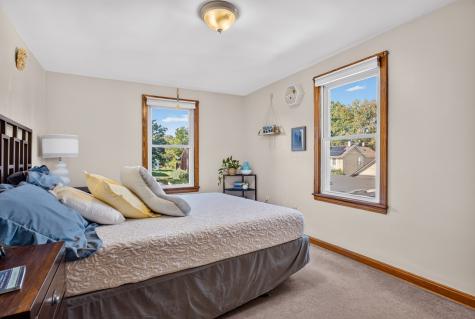 642 Dewey Avenue Bridgeville PA 15017
