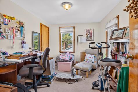 642 Dewey Avenue Bridgeville PA 15017
