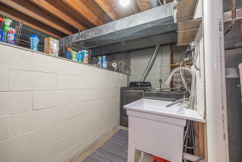 2415 Sapling Street Shaler PA 15116