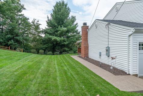2415 Sapling Street Shaler PA 15116