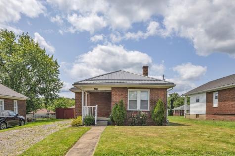 828 John Street Smith PA 15054