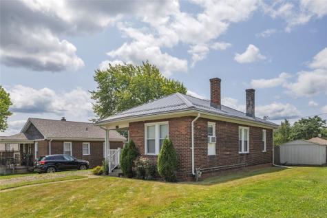 828 John Street Smith PA 15054