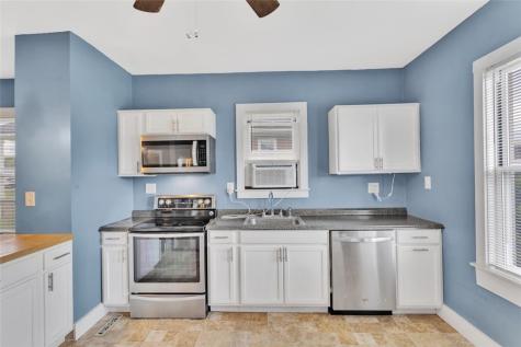 828 John Street Smith PA 15054