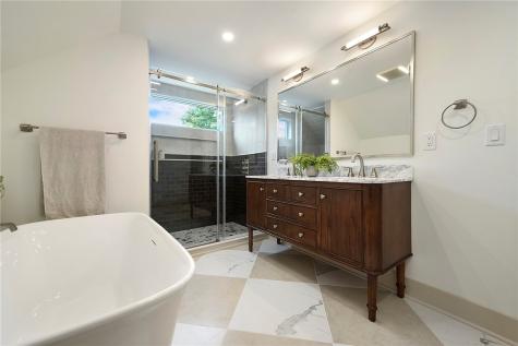 6835 Penham Place Point Breeze PA 15208