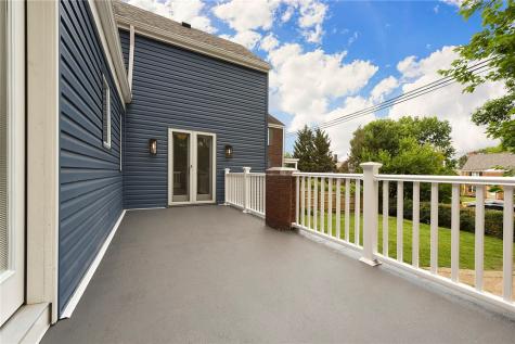 6835 Penham Place Point Breeze PA 15208