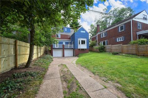 6835 Penham Place Point Breeze PA 15208
