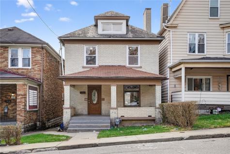 121 Clairtonica Street Crafton Heights PA 15205