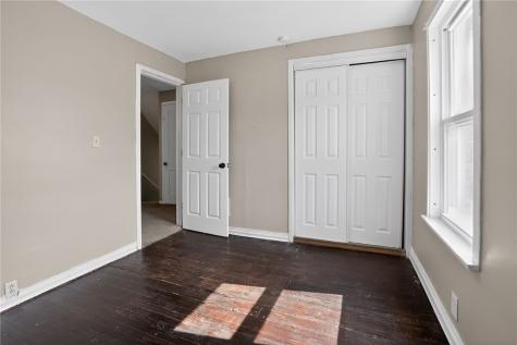 121 Clairtonica Street Crafton Heights PA 15205