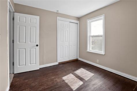 121 Clairtonica Street Crafton Heights PA 15205