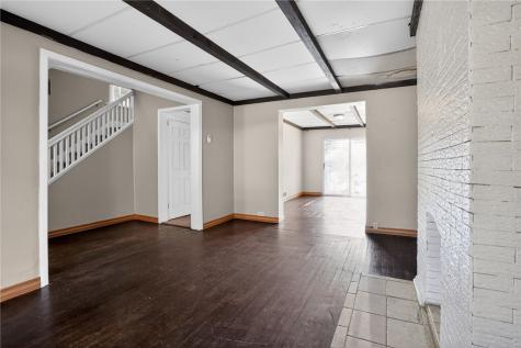 121 Clairtonica Street Crafton Heights PA 15205