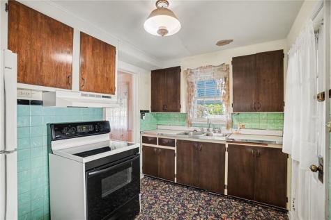 969 Bon Air Drive Sharon PA 16146